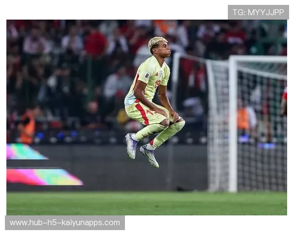 亚马尔连续进球！西甲最强00后诞生，西甲最佳亚洲球员